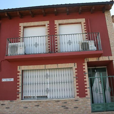 Vivienda Turistica Rural Piskerra Apartment Carcastillo ห้อง รูปภาพ