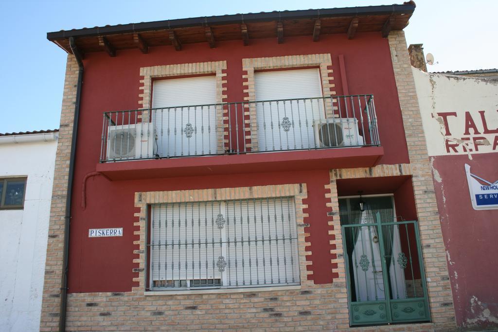 Vivienda Turistica Rural Piskerra Apartment Carcastillo ห้อง รูปภาพ